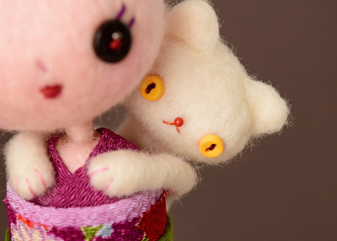 Needle felted "Occult Kokeshi" doll by Hiné Mizushima