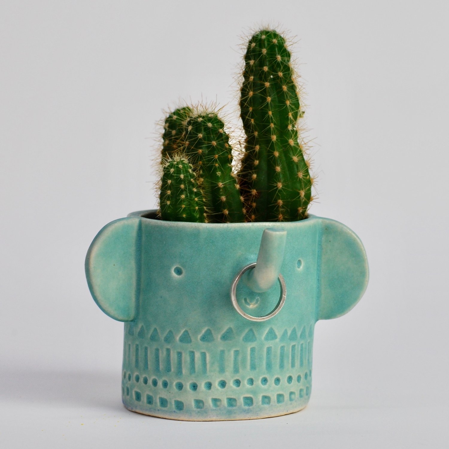 Ceramic pot by Atelier Stella