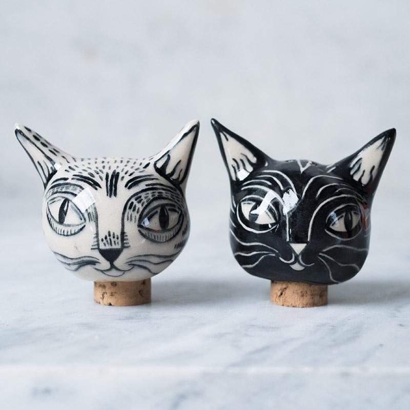 Ceramic cat salt and pepper shakers