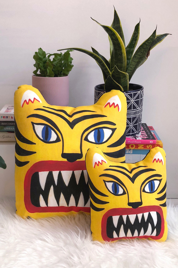 Tiger pillows