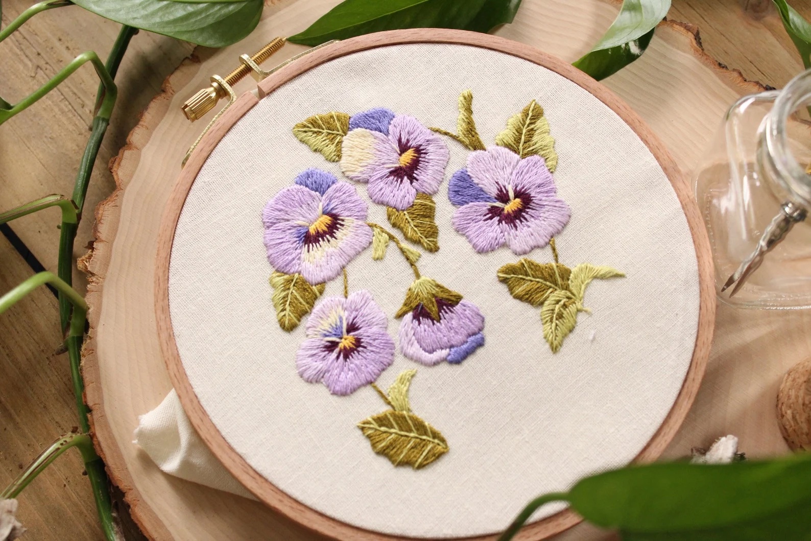 Pansy embroidery pattern by Crewel Ghoul