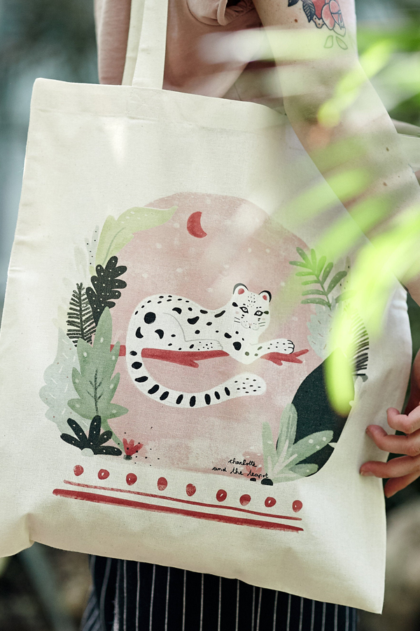 Leopard tote bag