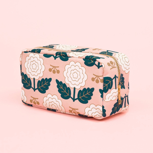 Flower-printed dopp kit