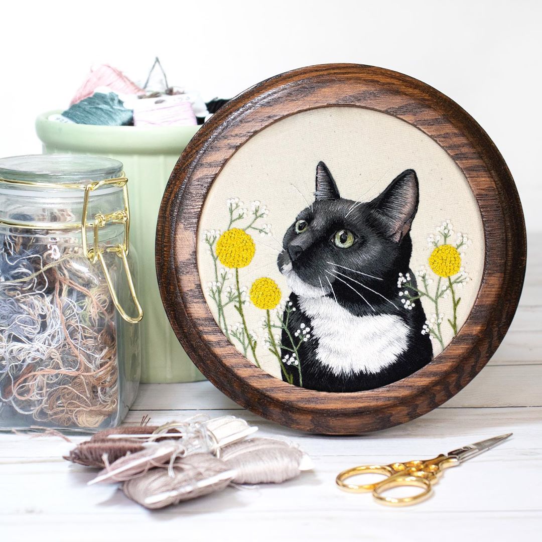 Hand embroidery pet portraits