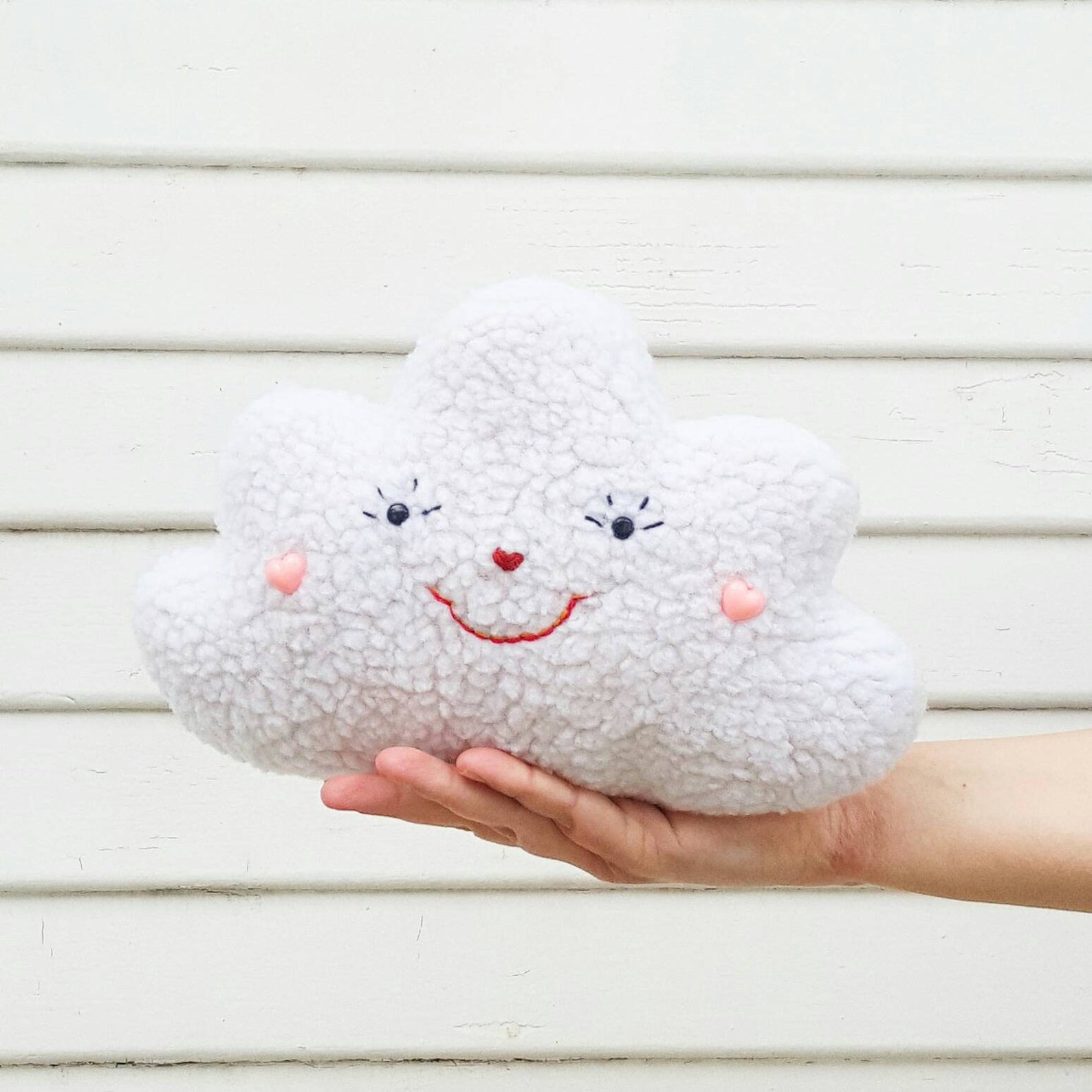 Plush cloud toy