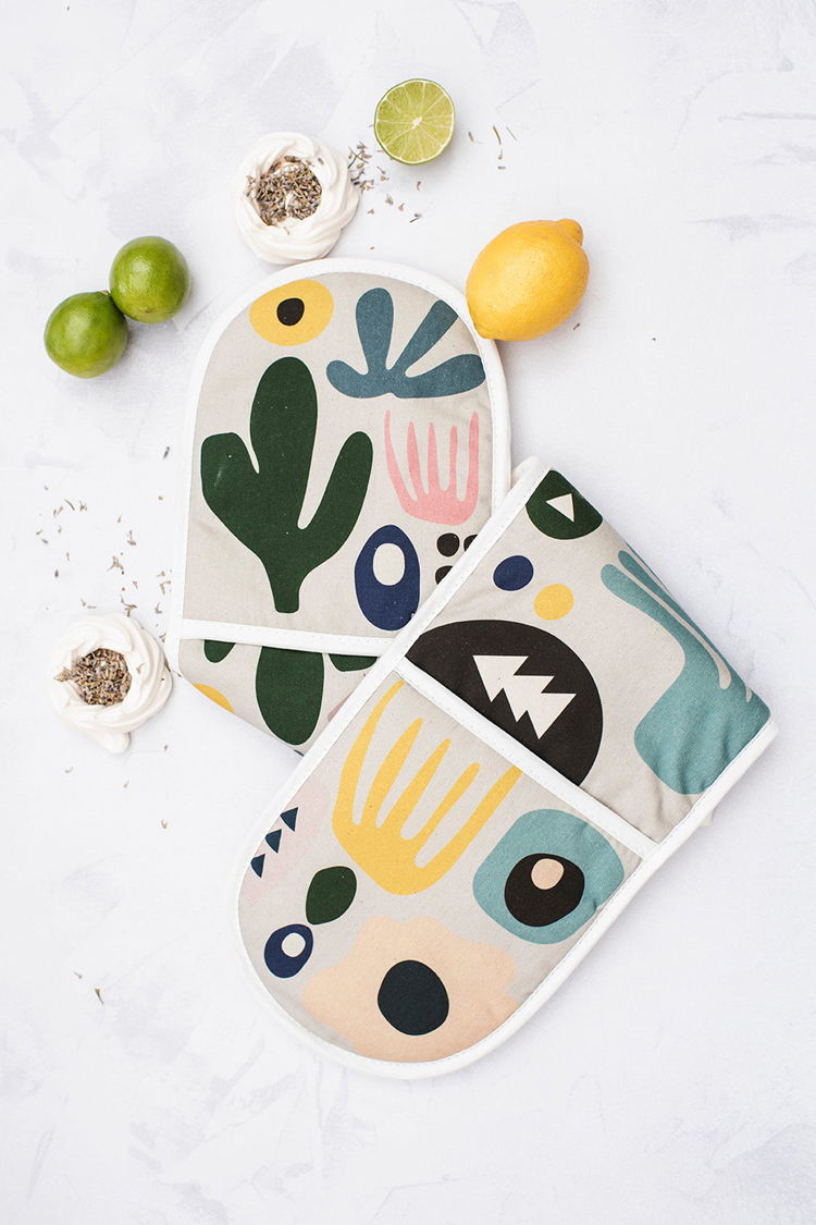 Mid-century modern-inspired oven mitts