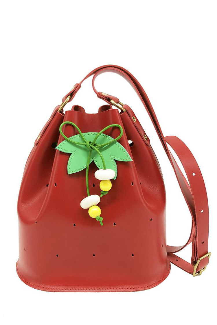 Strawberry bucket bag