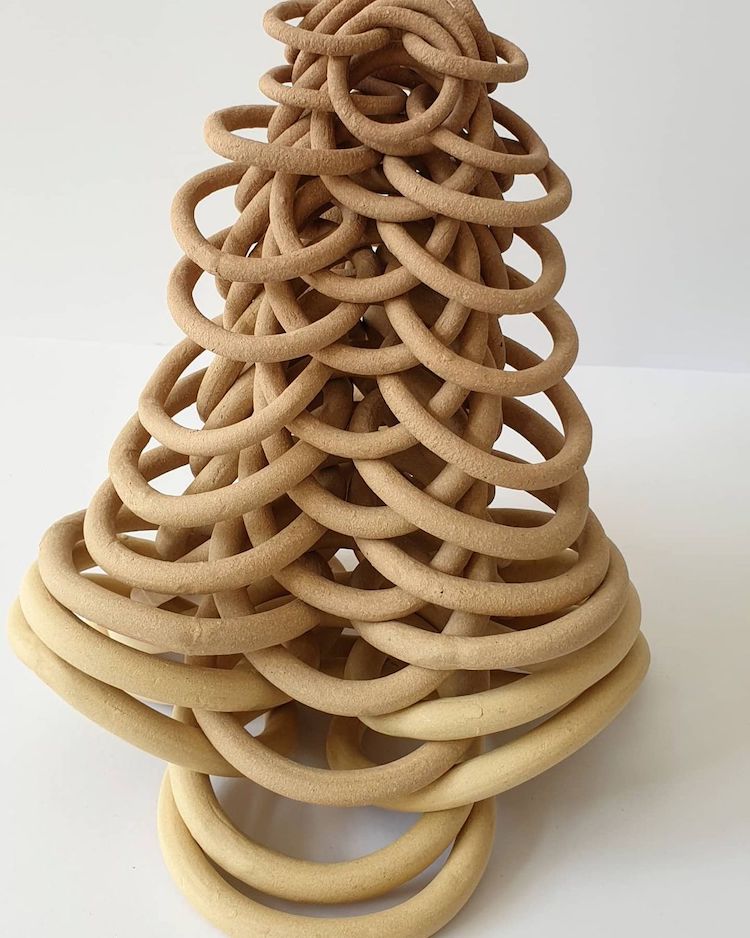 Ceramic sculpture by Cecil Kemperink