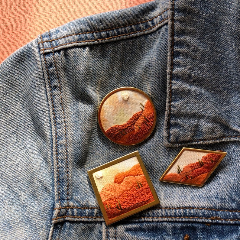 Desert pin embroidery kit