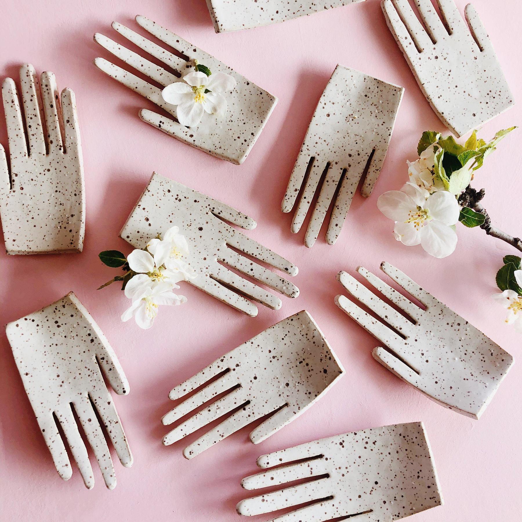 Helping hand clay dish