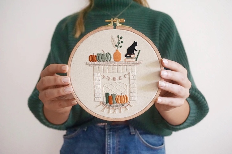 Fall-inspired downloadable embroidery pattern