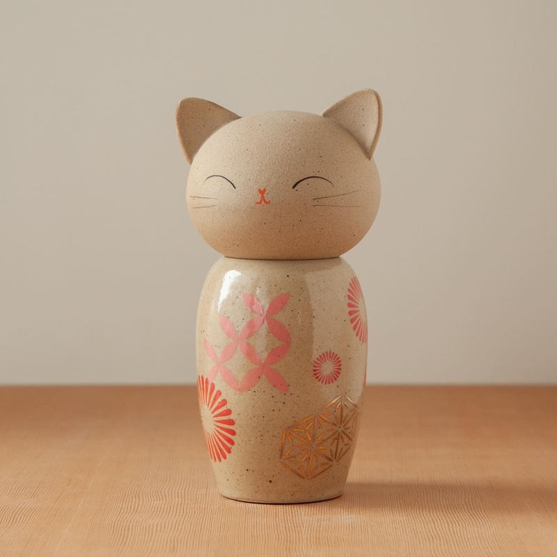 Handmade ceramics by Jennifer Fujimoto